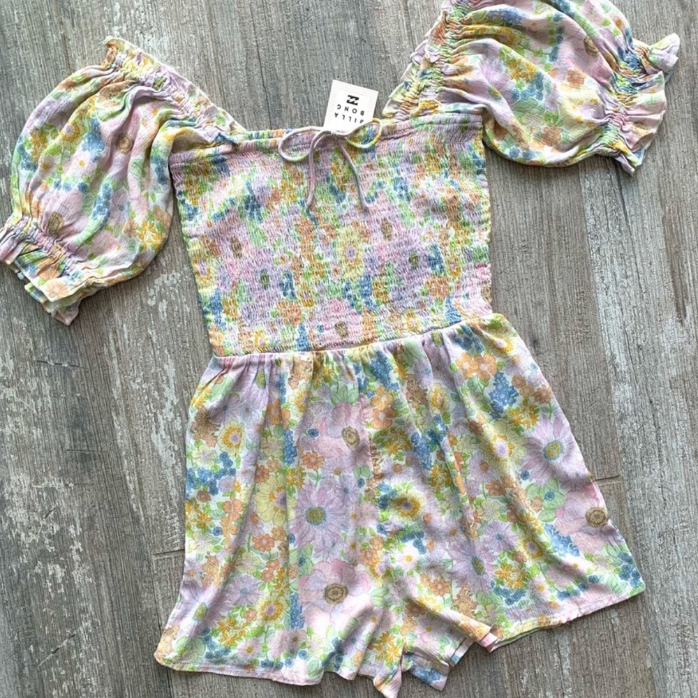 π₯π₯BILLABONG - SUNDANCE PLAYSUITπ₯π₯ - Picture 3 of 11
